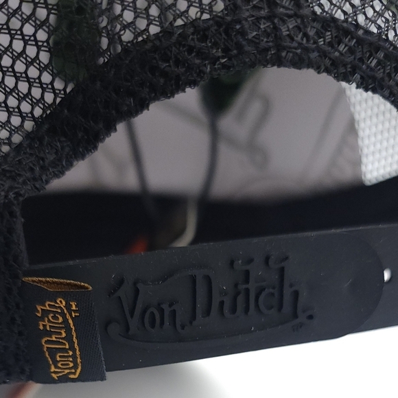 Von Dutch CITY OF ANGELS GREEN Flames Embroidered TRUCKER Hat Brand New - Picture 12 of 12